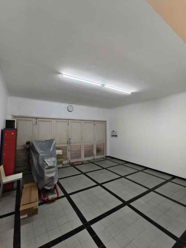 dijual rumah taman ratu dian istana