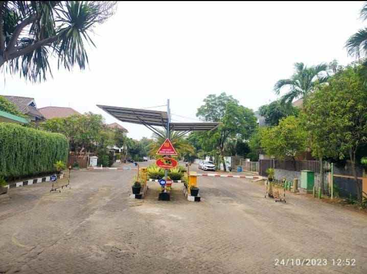 dijual rumah taman rempoa indah