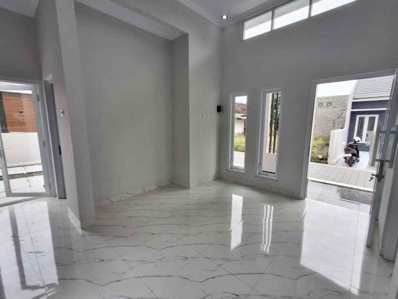 dijual rumah tamanan tamanmaartani