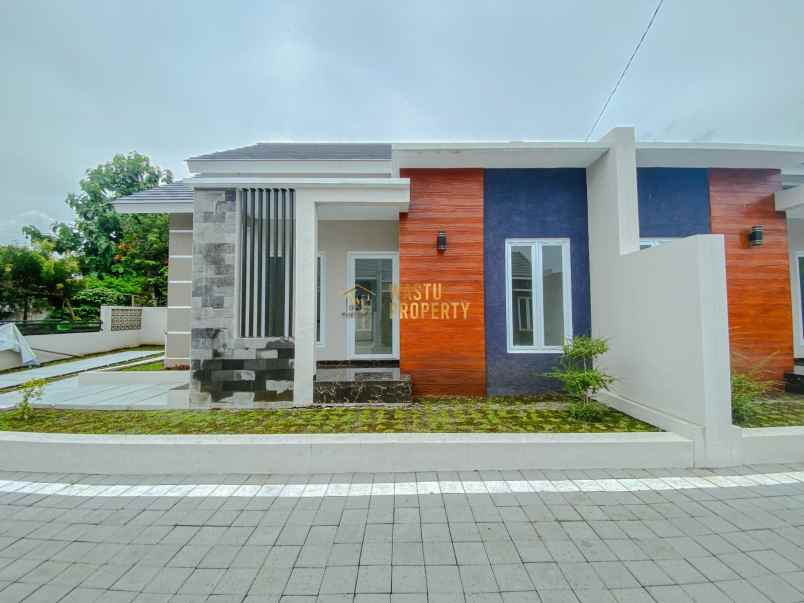 dijual rumah tamanmartani kalasan sleman