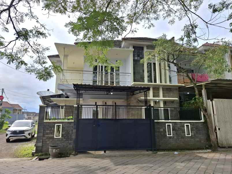dijual rumah tegal besar