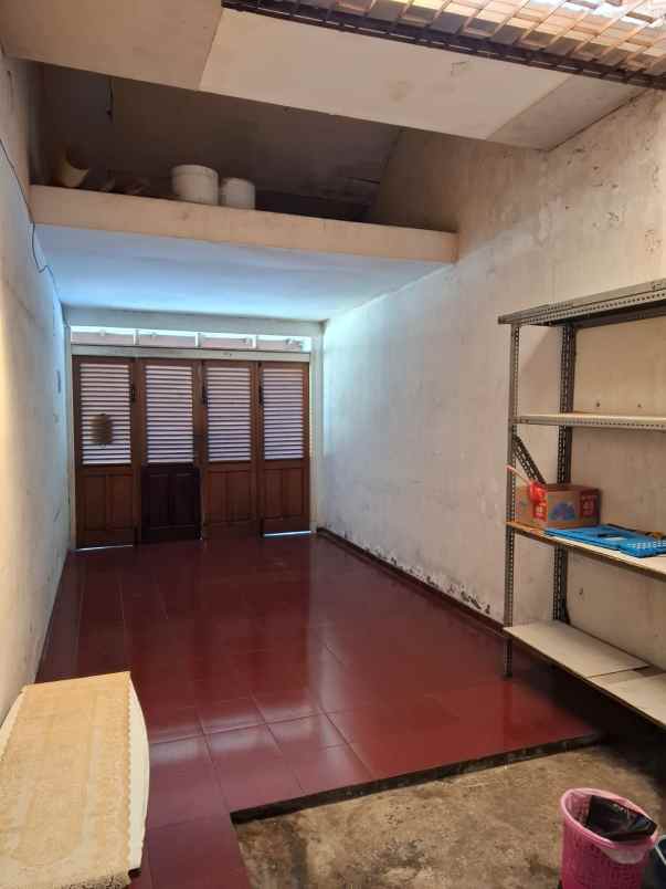 dijual rumah tenggilis mejoyo selatan surabaya