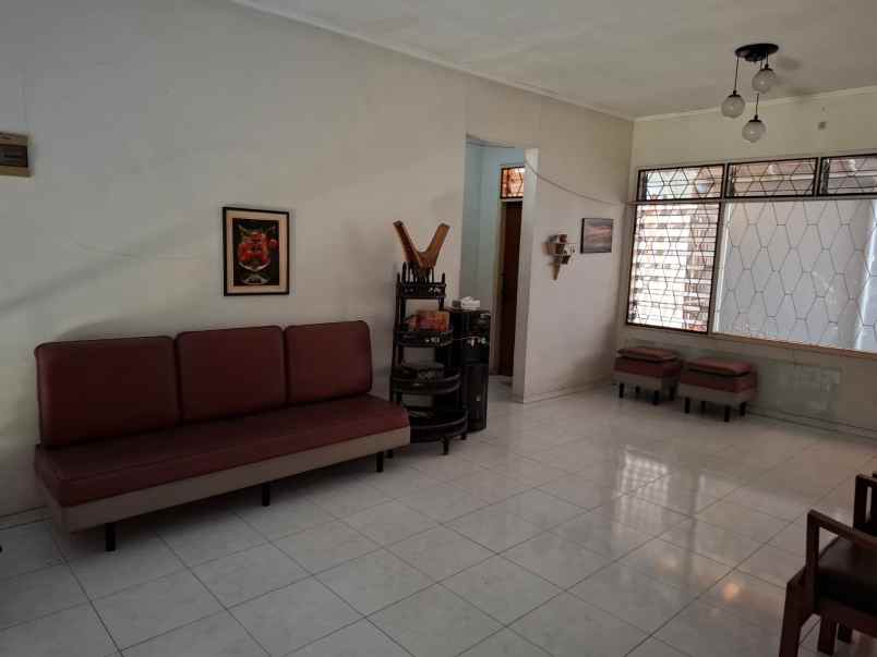 dijual rumah tenggilis mejoyo selatan surabaya