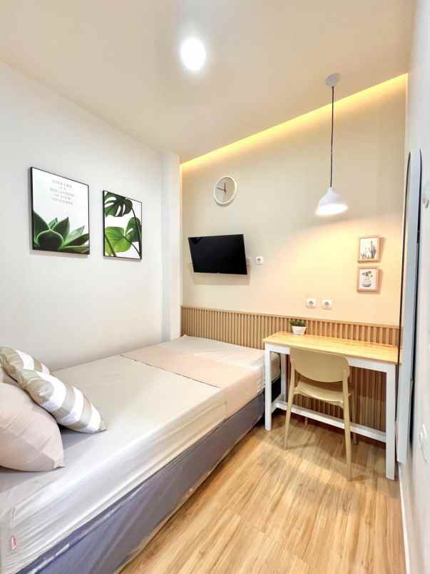 dijual rumah tomang jakbar