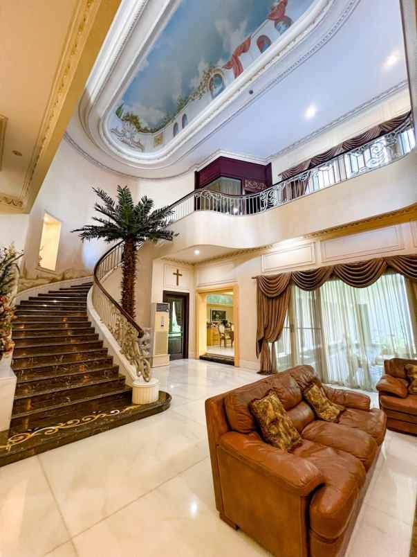 dijual rumah vbr 1 pakuwon indah