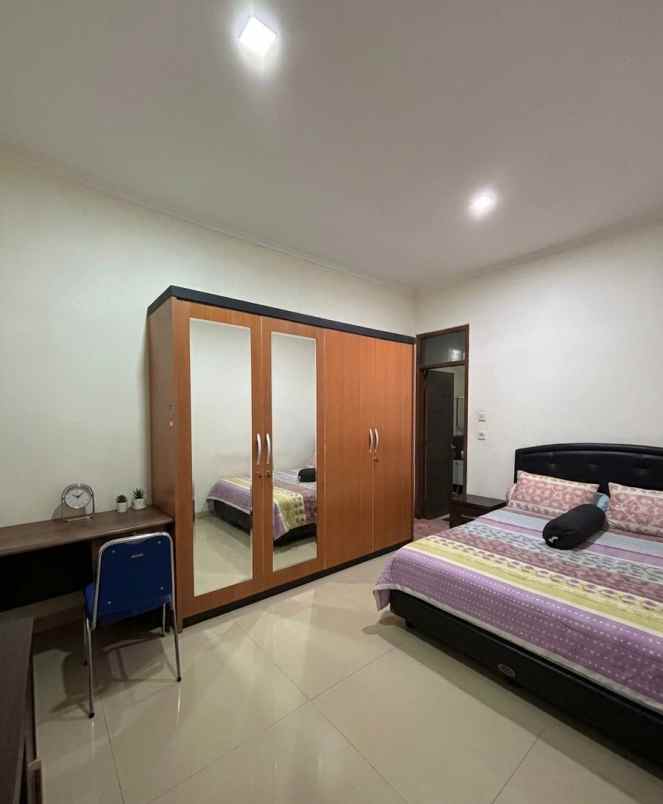 dijual rumah villa asri padasuka