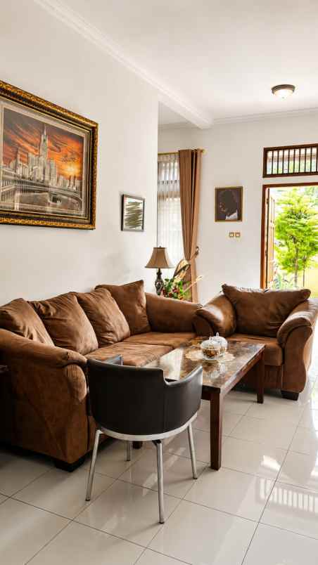 dijual rumah villa bintaro indah