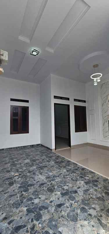 dijual rumah villa gading harapan bekasi