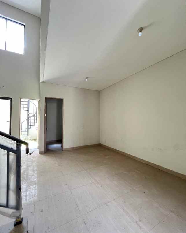 dijual rumah wisata bukit mas