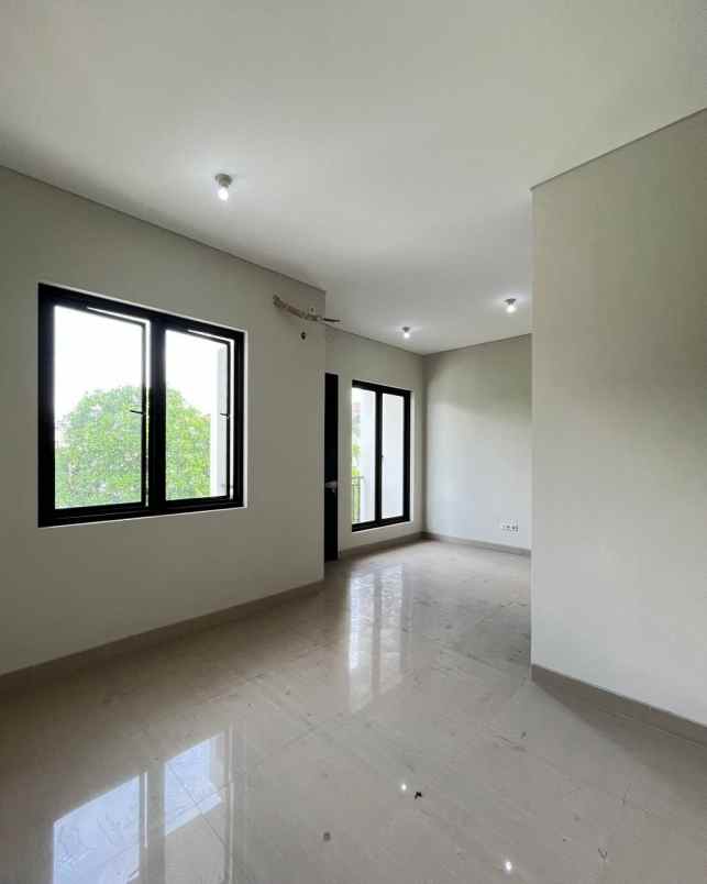 dijual rumah wisata bukit mas