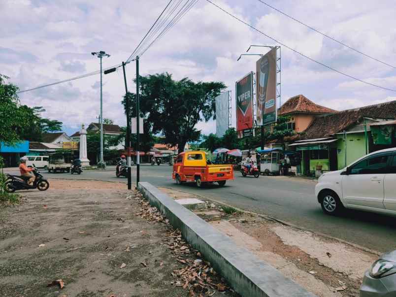 dijual tanah 440m jl raya mojogedang karanganyar