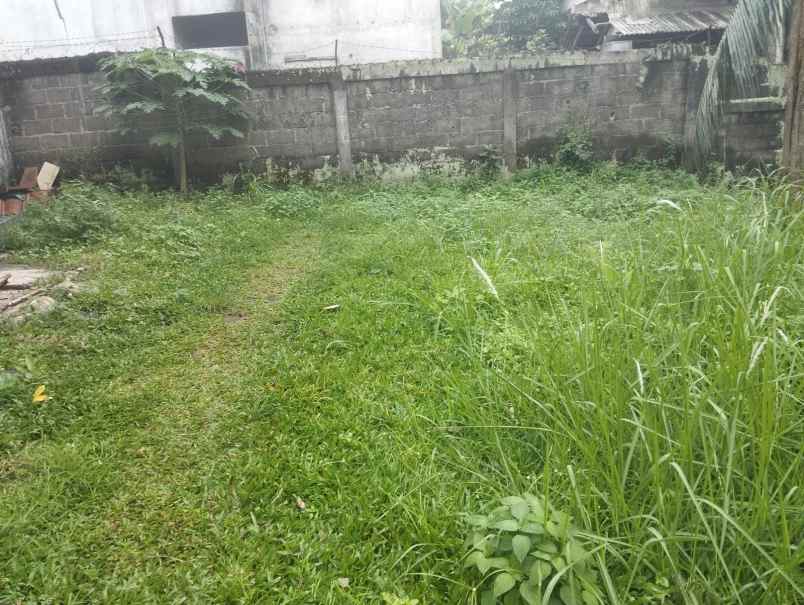 dijual tanah beserta bangunan kost an