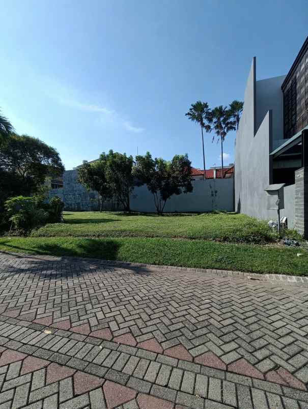 dijual tanah graha famili