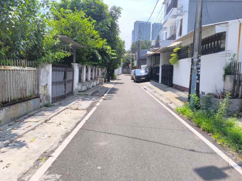 dijual tanah jalan cempaka putih timur