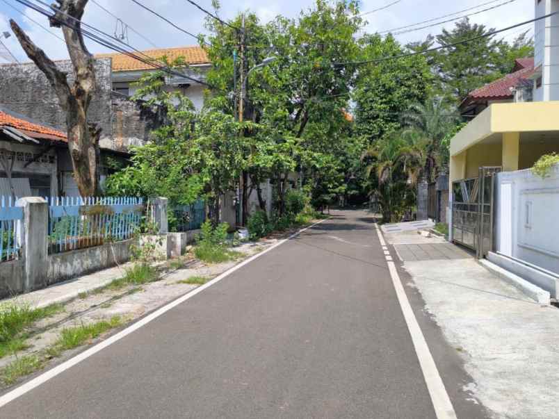 dijual tanah jalan cempaka putih timur