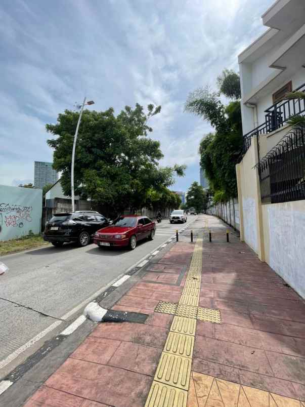 dijual tanah jalan kembangan raya