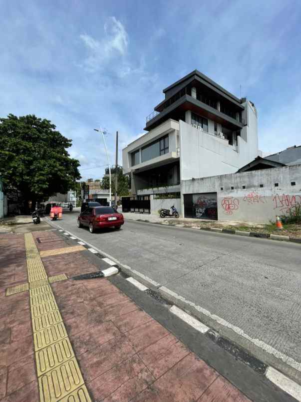 dijual tanah jalan kembangan raya