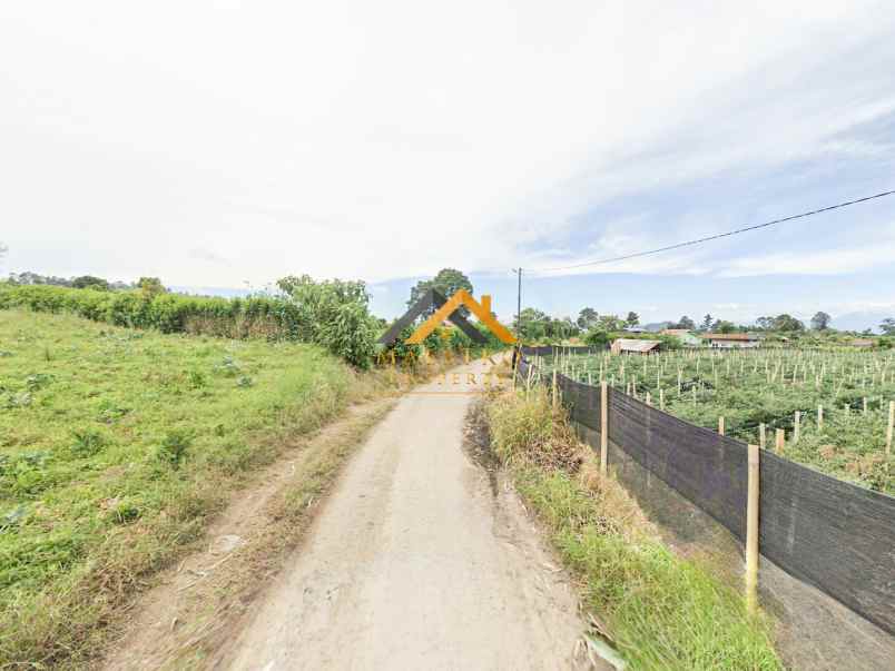 dijual tanah jalan merdeka karo