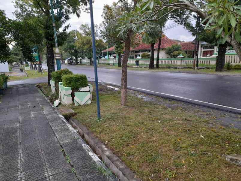 dijual tanah jl dr soetomo