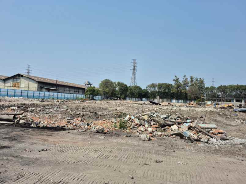 dijual tanah jl gajah mada desa