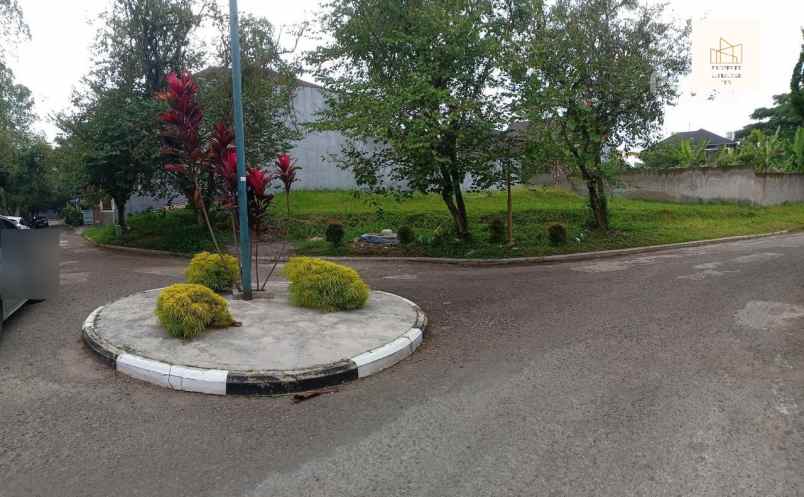 dijual tanah jl setra duta bandung