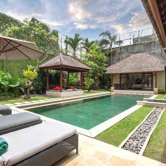 dijual tanah legian seminyak