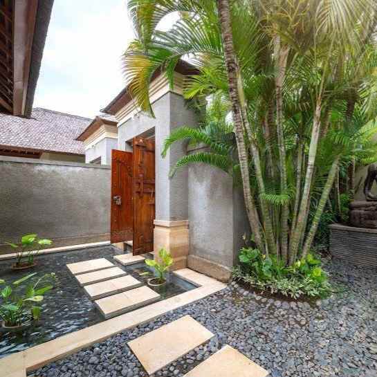 dijual tanah legian seminyak
