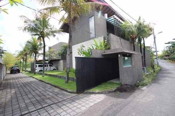 dijual villa canggu berawa