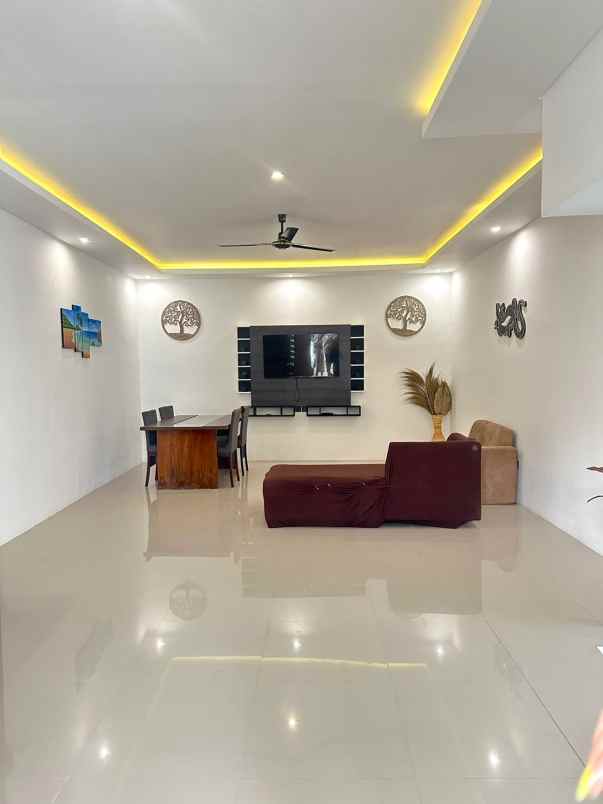 dijual villa padonan badung bali