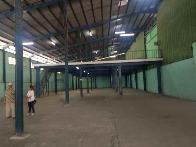 disewa gudang akses kontainer di pulo gadung