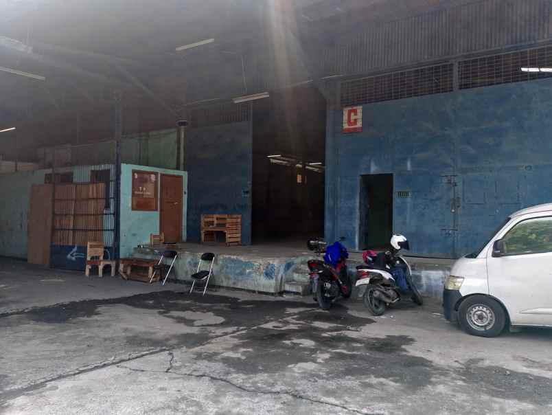 disewa gudang akses kontainer di pulo gadung