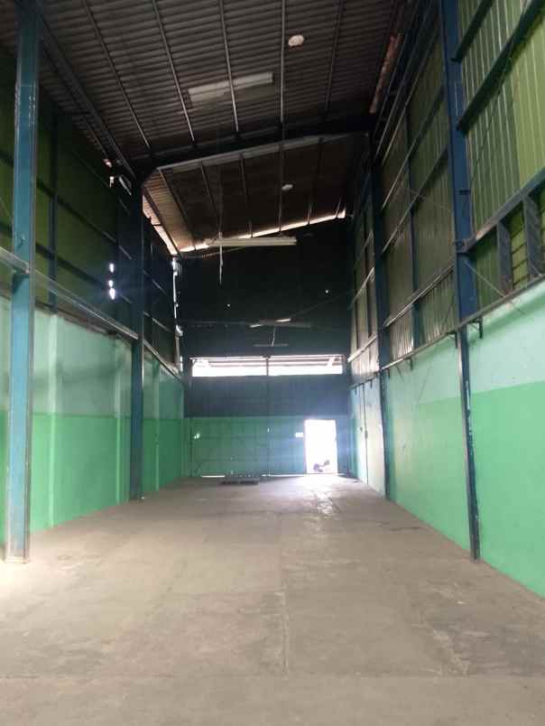 disewa gudang akses kontainer di pulo gadung