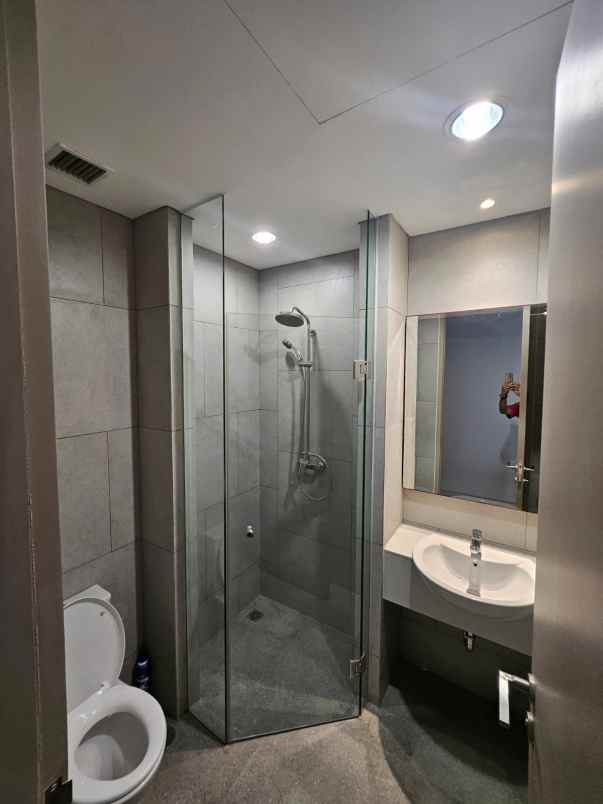 disewakan apartemen menara jakarta kemayoran