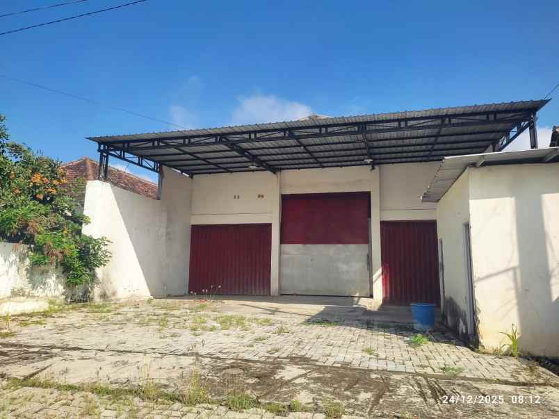 disewakan gudang di magetan