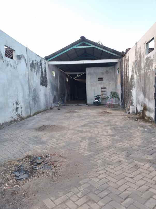 disewakan gudang di tulungagung