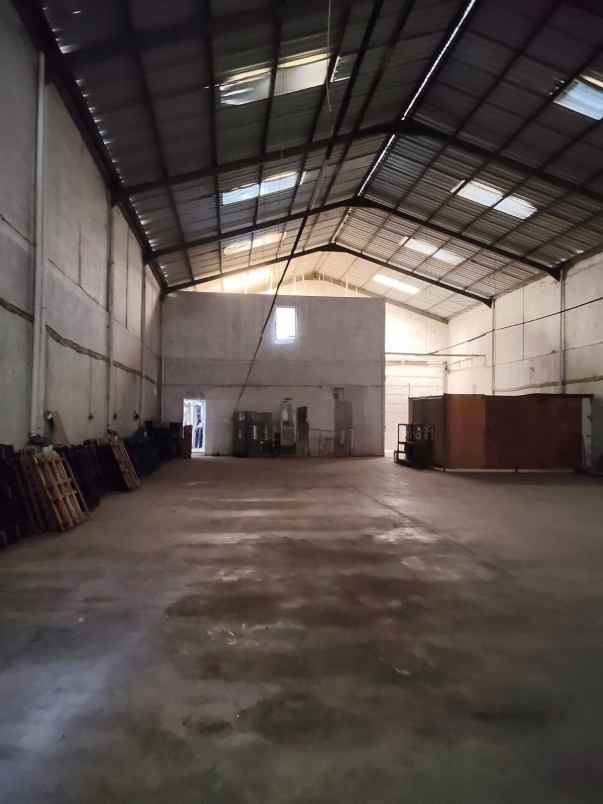 disewakan gudang luas di nanjung industrial park