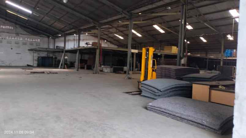 disewakan gudang siap pakai di jombang