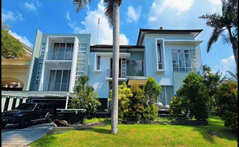 disewakan pakuwon indah villa bukit regency