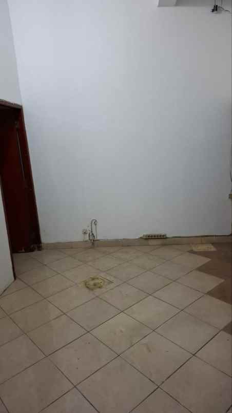 disewakan ruko di ir soekarno