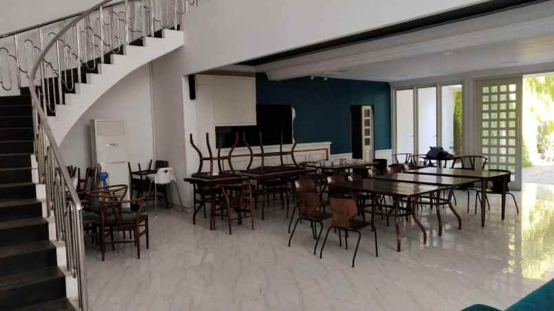 disewakan ruko gudang kantor jemursari