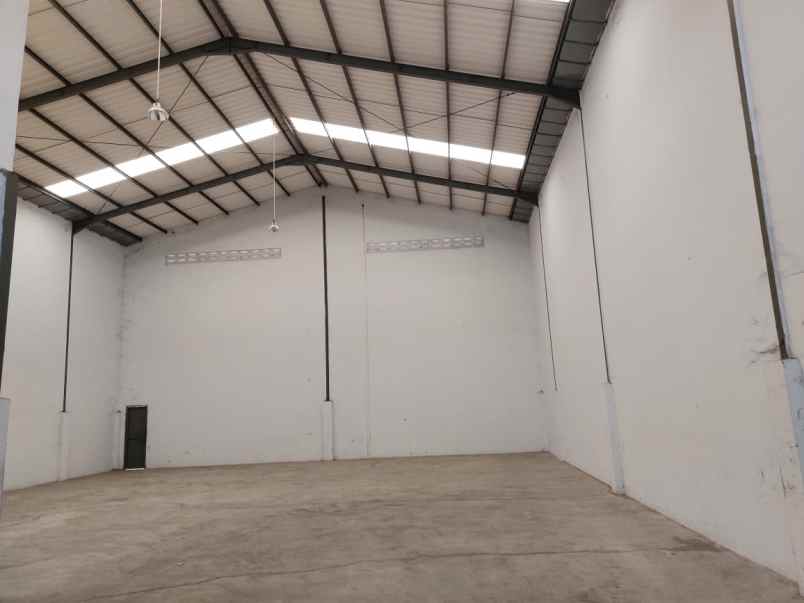 disewakan ruko gudang kantor laksana