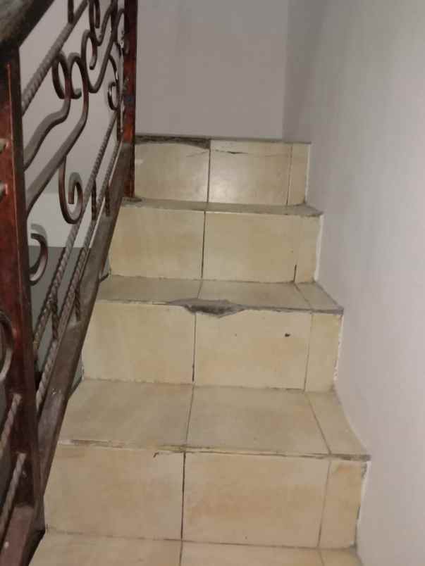 disewakan ruko gudang kantor p b sudirman