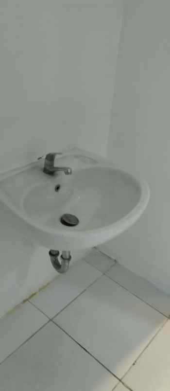 disewakan ruko gudang kantor panunggangan timur pinang