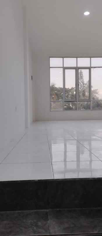 disewakan ruko gudang kantor panunggangan timur pinang