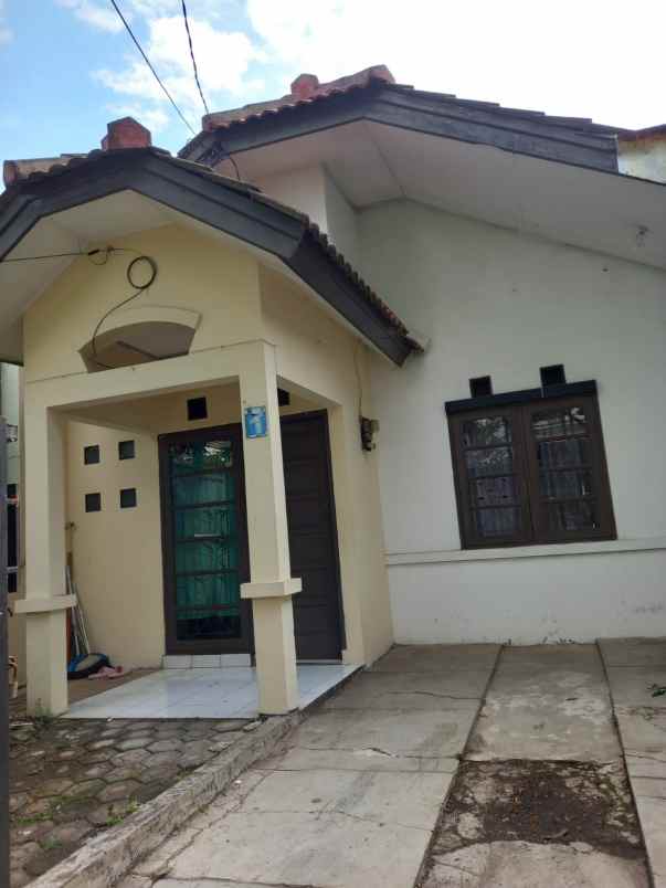 disewakan rumah bumi panyawangan estate