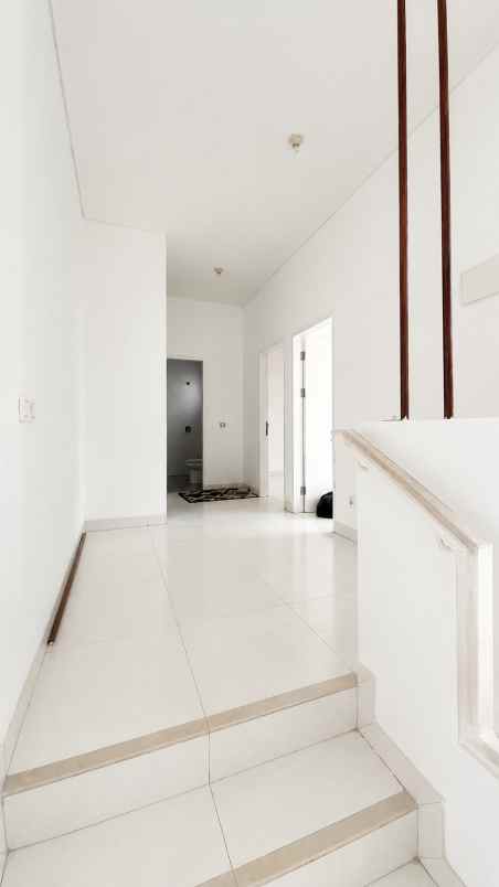 disewakan rumah cluster cassia jgc jakarta