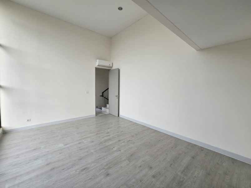 disewakan rumah cluster matana asya jgc