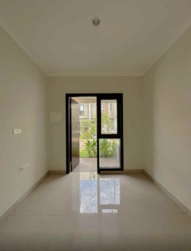 disewakan rumah cluster regia scg