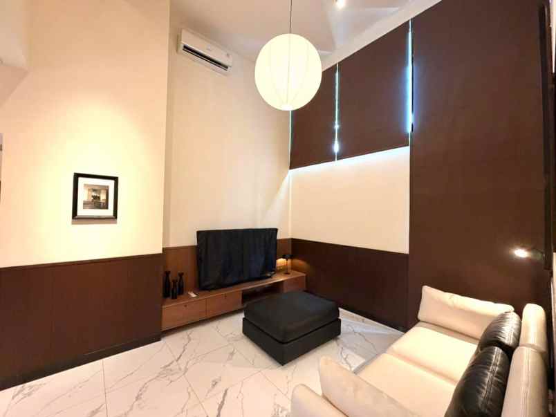 disewakan rumah cluster semayang asya jgc