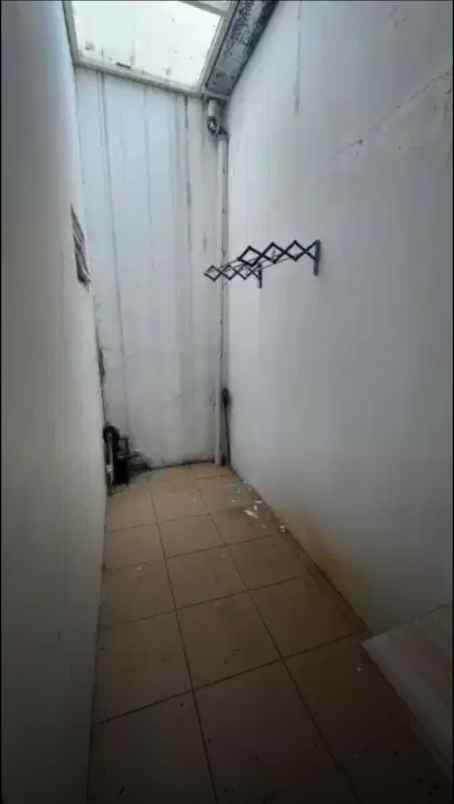 disewakan rumah di rungkut surabaya